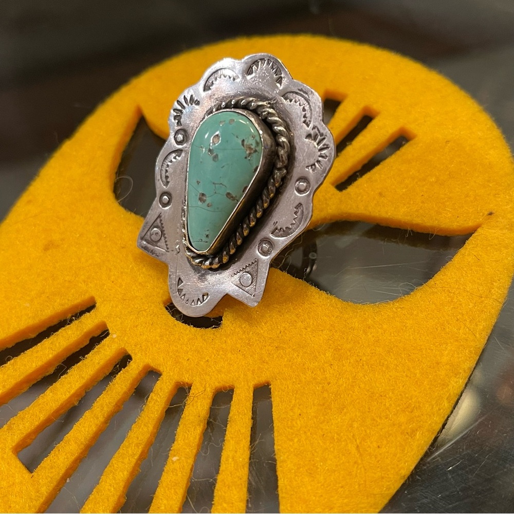 Large women’s statement ring 925 silver and authentic turquoise size 7 1/4